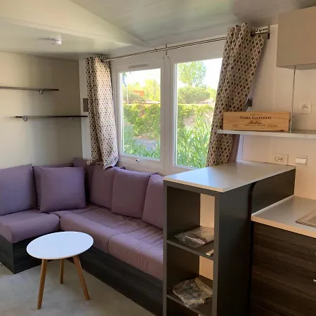 Mobilhome Dans *