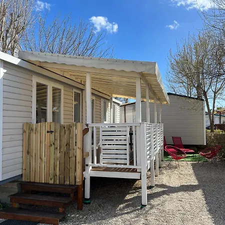 Mobilhome Dans Vias