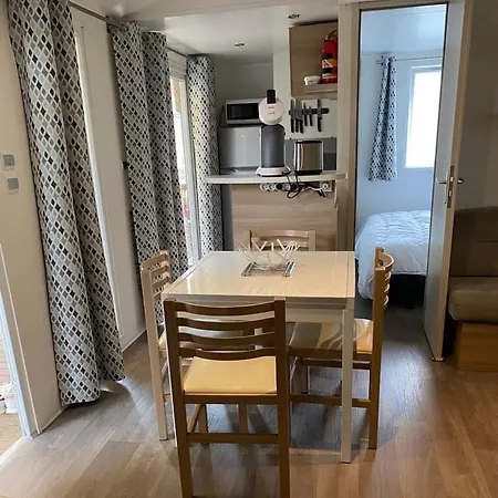 Mobilhome Dans *