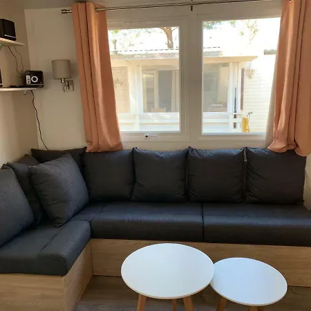 Mobilhome Dans *