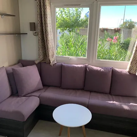 Mobilhome Dans Campingplatz *