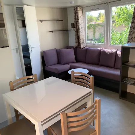 Mobilhome Dans Vias